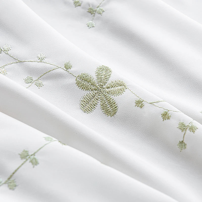Voilage brodé floral style champetre pour salon chambre