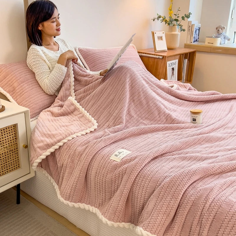 Plaid polaire douceur pour canapé chambre et voyage - vue 6 sur 7