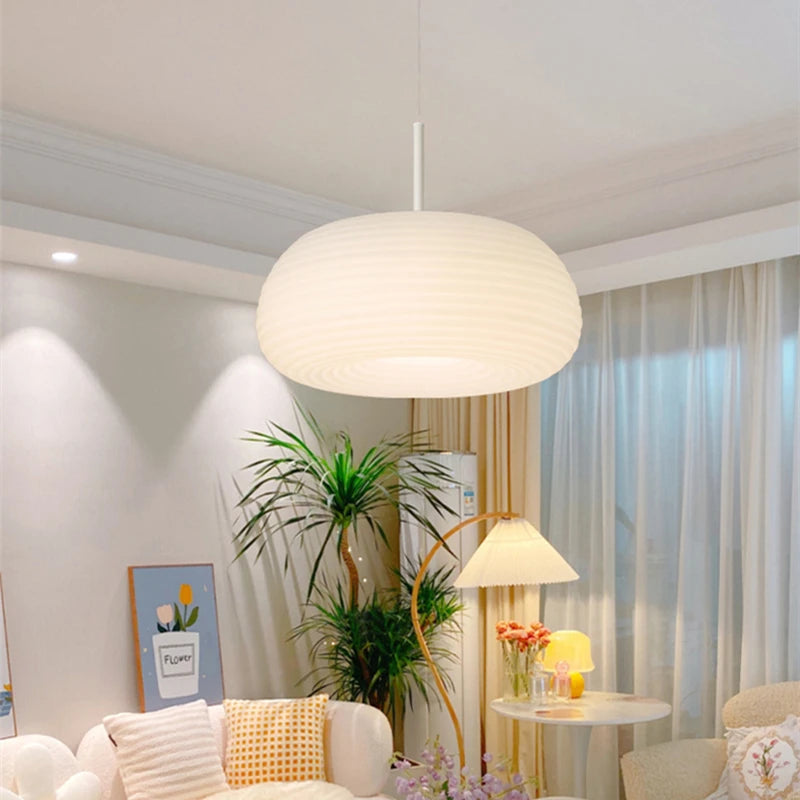 suspension LED design minimaliste moderne respectueuse de l'environnement