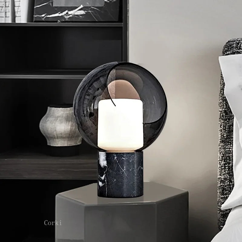 lampe de bureau en marbre design abat jour en verre moderne - vue 4 sur 8