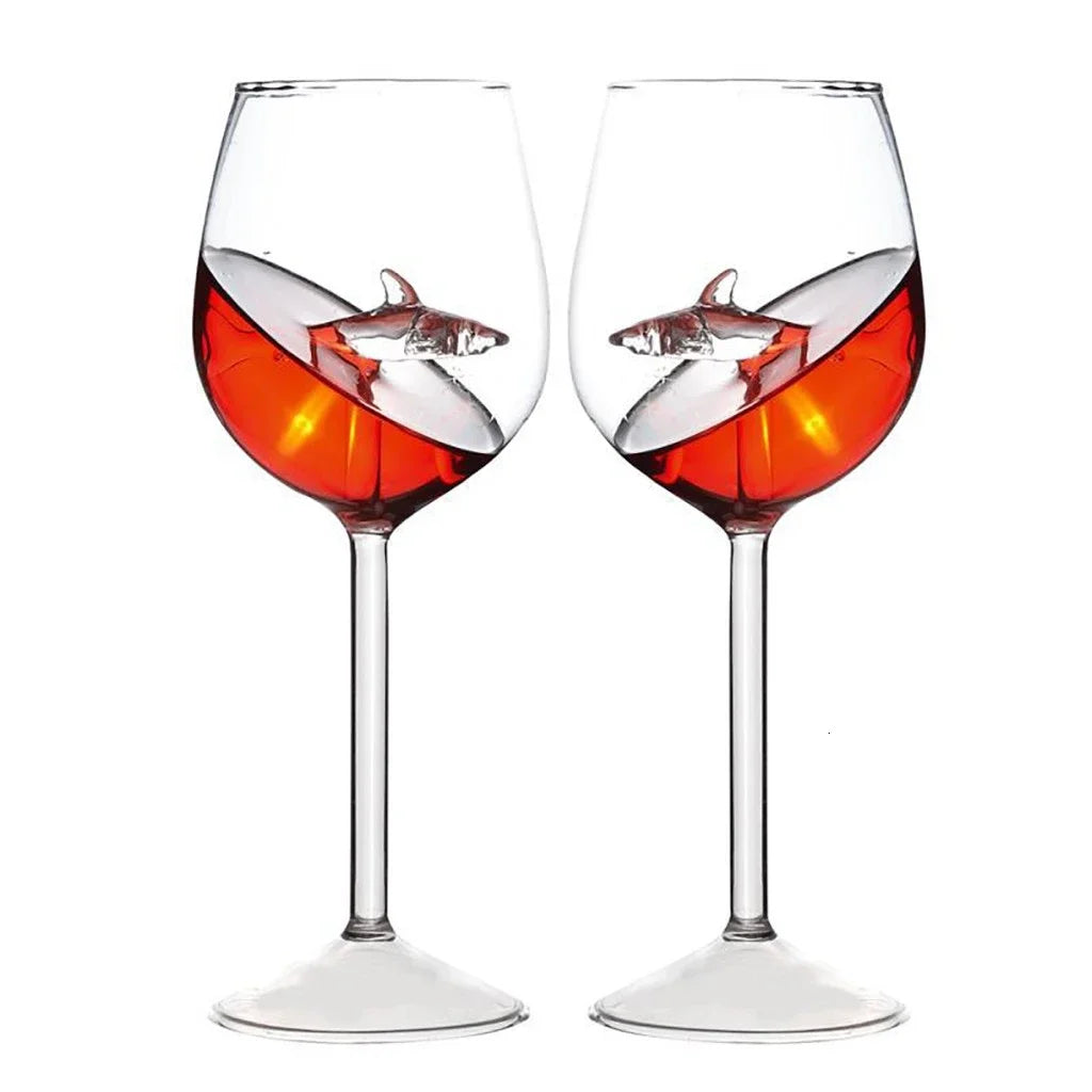 Verre à vin design talon haut requin original - vue 7 sur 8