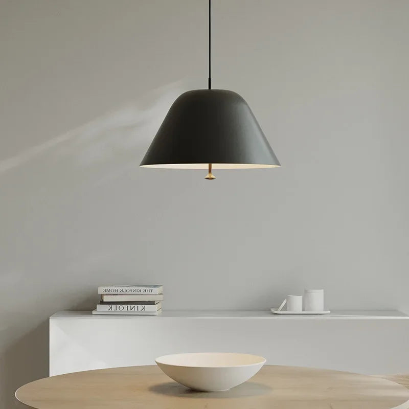 Suspension en fer au design nordique LED