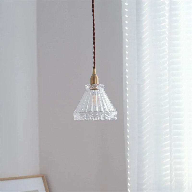 lustre antique en laiton et verre pour décoration maison