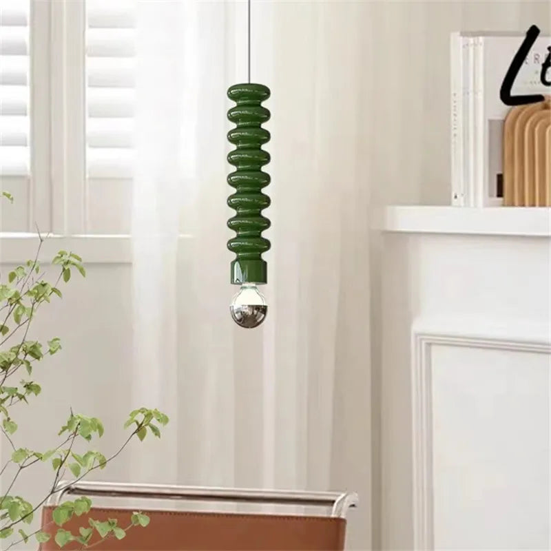 suspension nordique colorée style français ambiance chaleureuse décorative