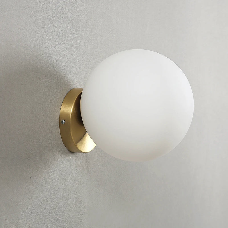 Nordique luxe LED boule désalignée applique salon métal mode moderne minimaliste chevet applique murale chambre luminaire