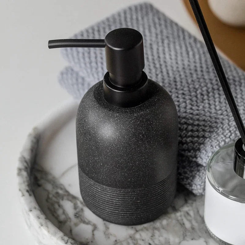 bouteilles rechargeables pour savon et désinfectant à pression - vue 3 sur 9