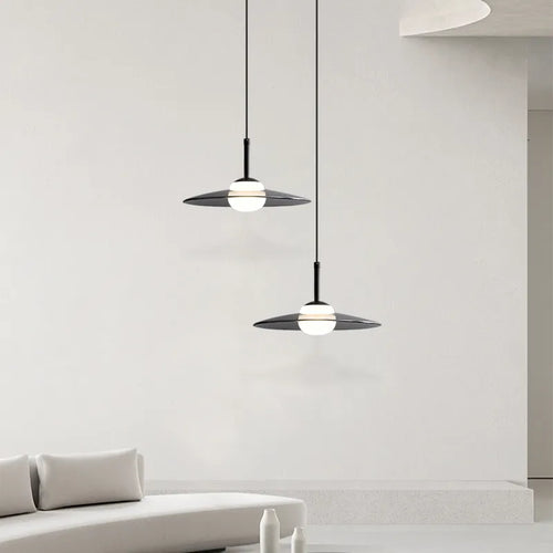 Suspension minimaliste italienne pour salle à manger