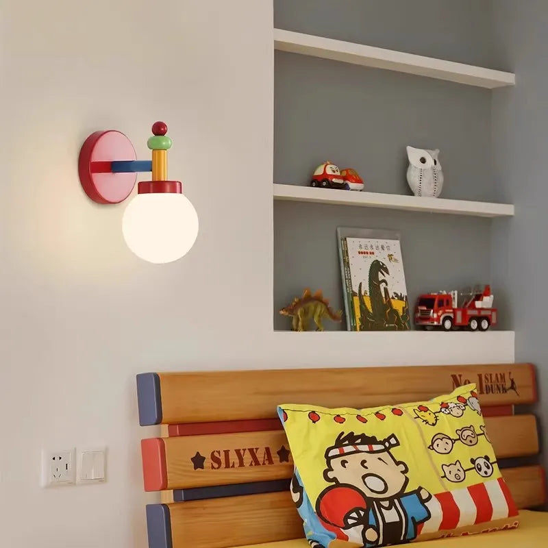 appliques murales pour chambre d'enfant en verre laiteux - vue 3 sur 4