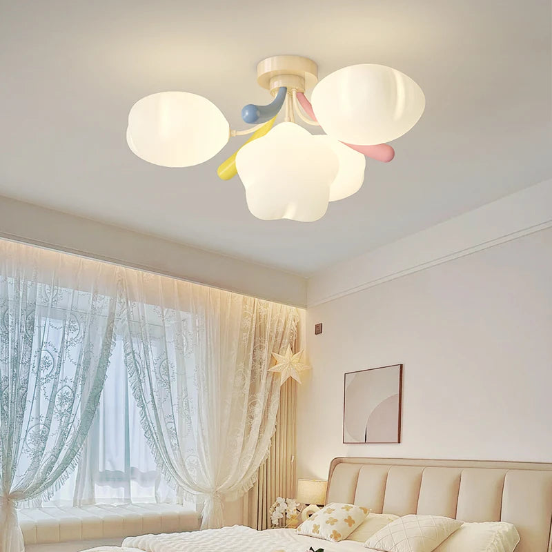 Lustre romantique étoile colorée pour éclairage enfant