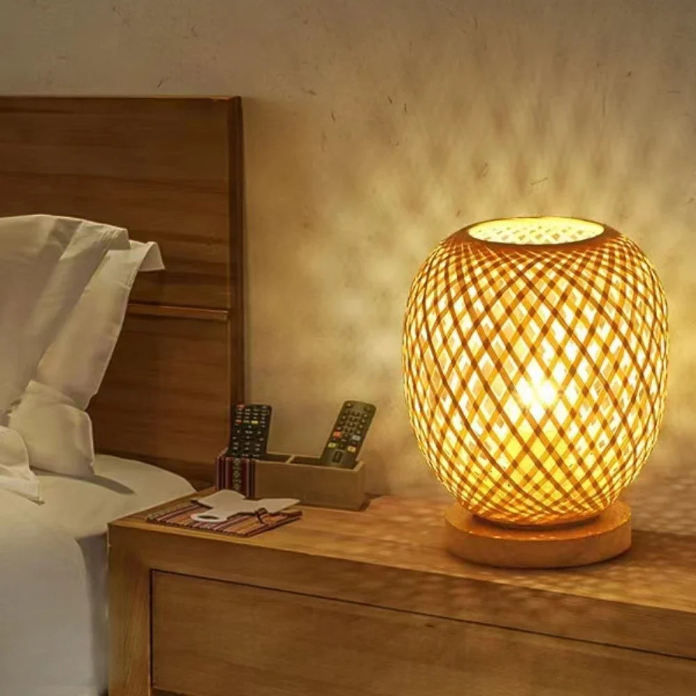 Bamboo Weaving Table Lamp with Handmade Natural Wooden Base, Retro Desk Lamp Reading Light Home Decor  Table Lamp - vue 4 sur 6