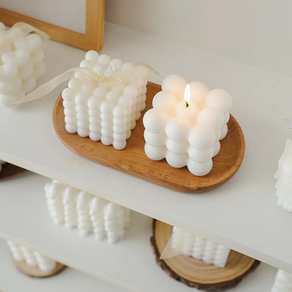bougies parfumées cube rubik en cire de soja pour décoration et aromathérapie - vue 3 sur 13