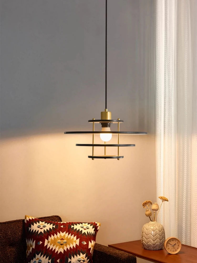 lustre en bois massif de style médiéval pour restaurant rétro - vue 4 sur 10