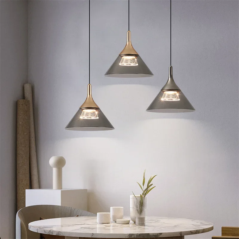 Plafonnier LED suspendu en aluminium et verre - vue 6 sur 10