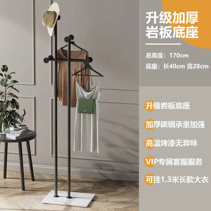 porte-vêtements en fer forgé pour une décoration élégante et moderne