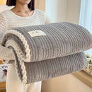Plaid polaire douceur pour canapé chambre et voyage