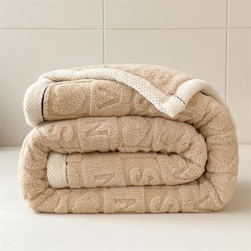 plaid polaire epais motif coeur doux canapé lit - vue 6 sur 6