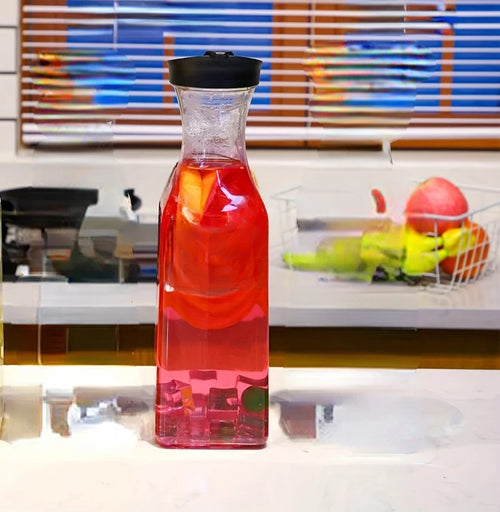 Carafe eau plastique avec couvercle usage fête polyvalente