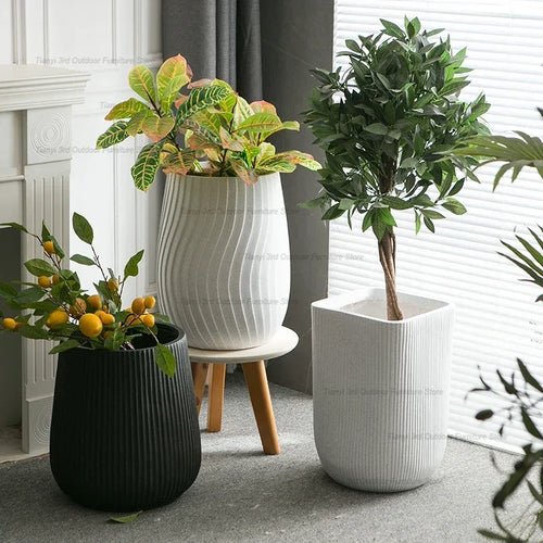 pots de fleurs nordiques design moderne pour jardin et cour