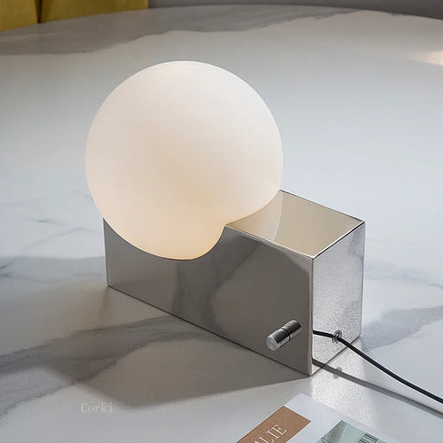 lampe de bureau led design nordique pour décoration intérieure