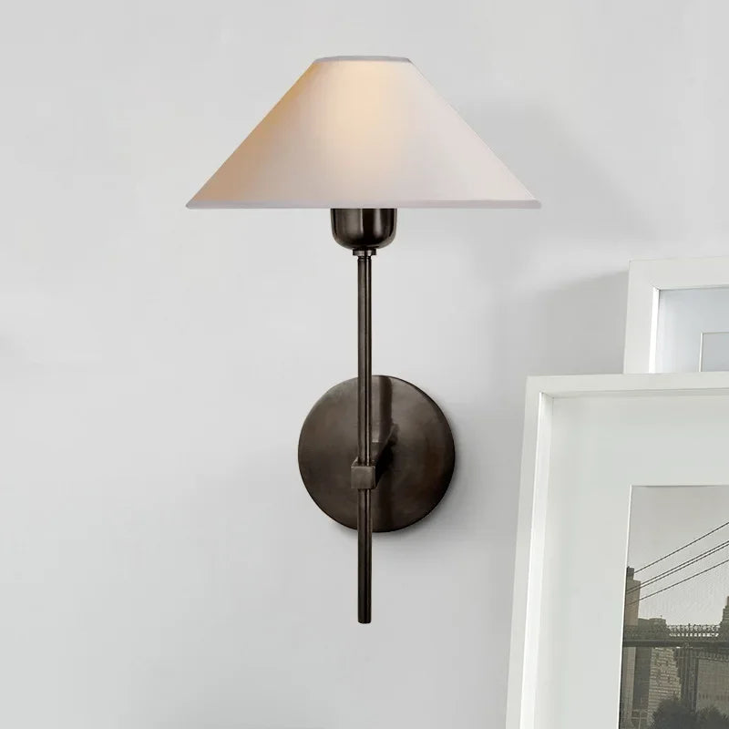 applique nordique en cuivre avec lumière de luxe moderne