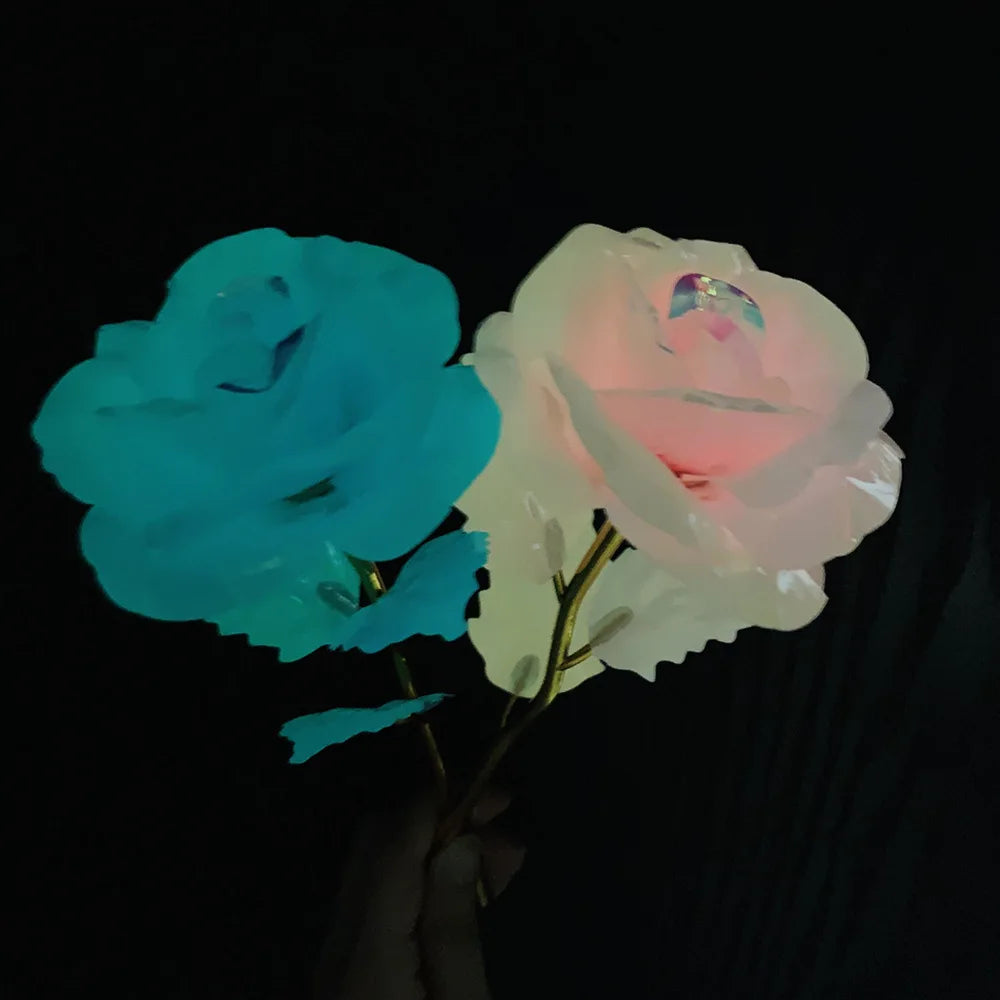 branche de rose lumineuse cadeau pour la saint valentin ou fête des mères - vue 5 sur 9