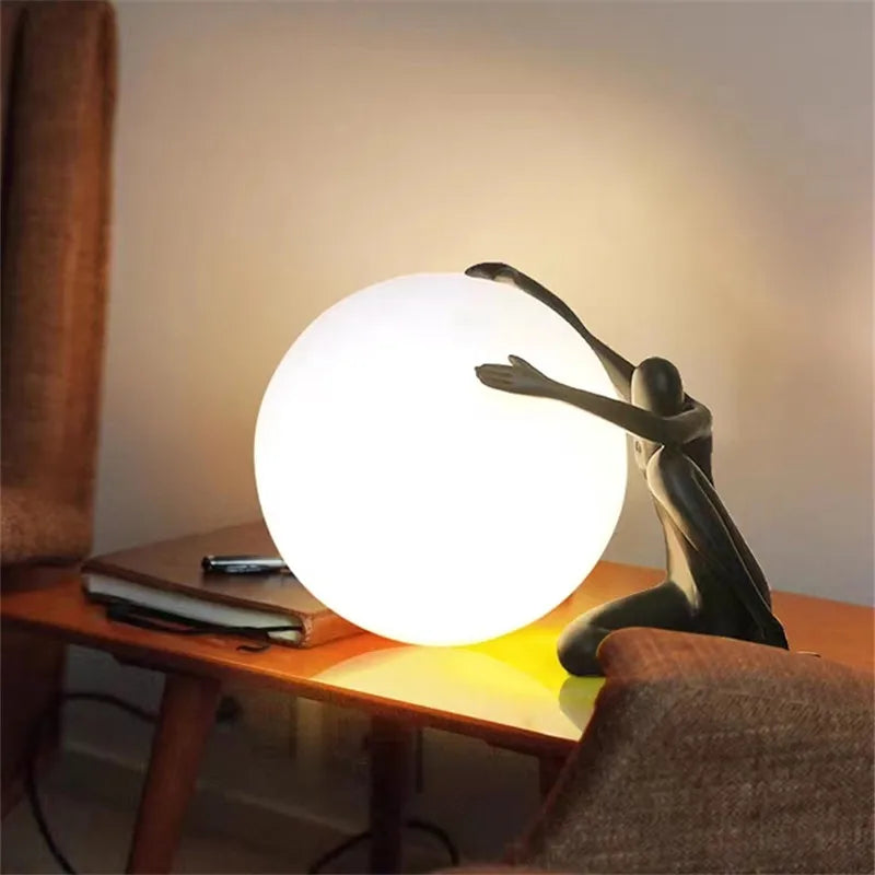 lampe de table créative design ballon humanoïde artistique - vue 5 sur 13