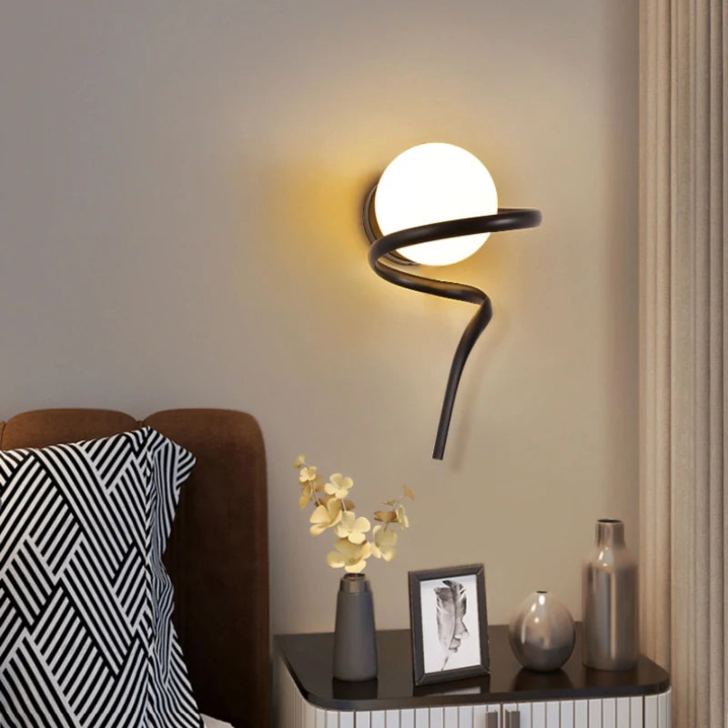 applique murale ronde en verre design moderne créative pour intérieur - vue 3 sur 10