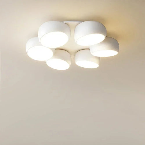 Plafonnier design led moderne pour décoration intérieure polyvalente