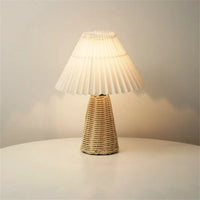 lampe de table plissée