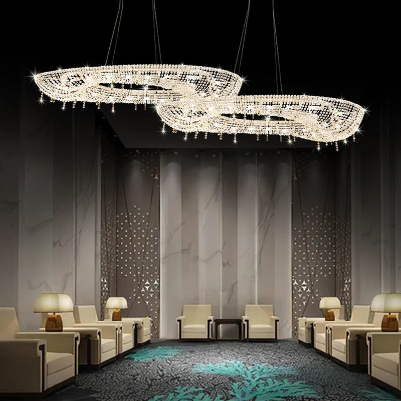 lustre en cristal transparent au design créatif et élégant