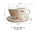 Service tasse cafe ceramique motif cerises avec soucoupe