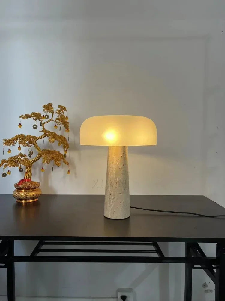 lampe à poser en travertin naturel design créatif pour décoration intérieure - vue 5 sur 7