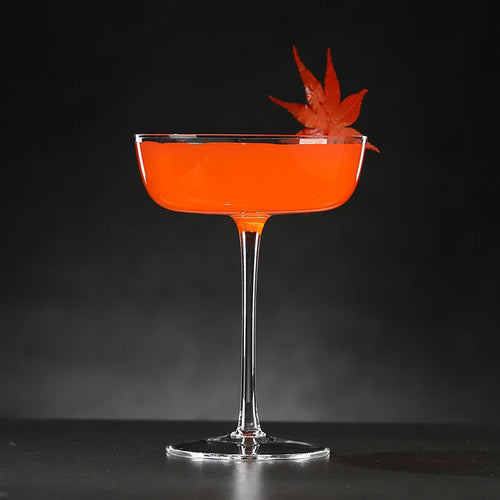 Verres à pied élégants cocktail champagne vin multiusage