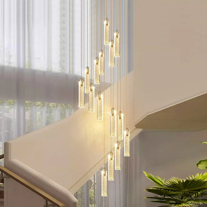 Lustre design Nordique à suspensions dorées tombantes - vue 4 sur 9