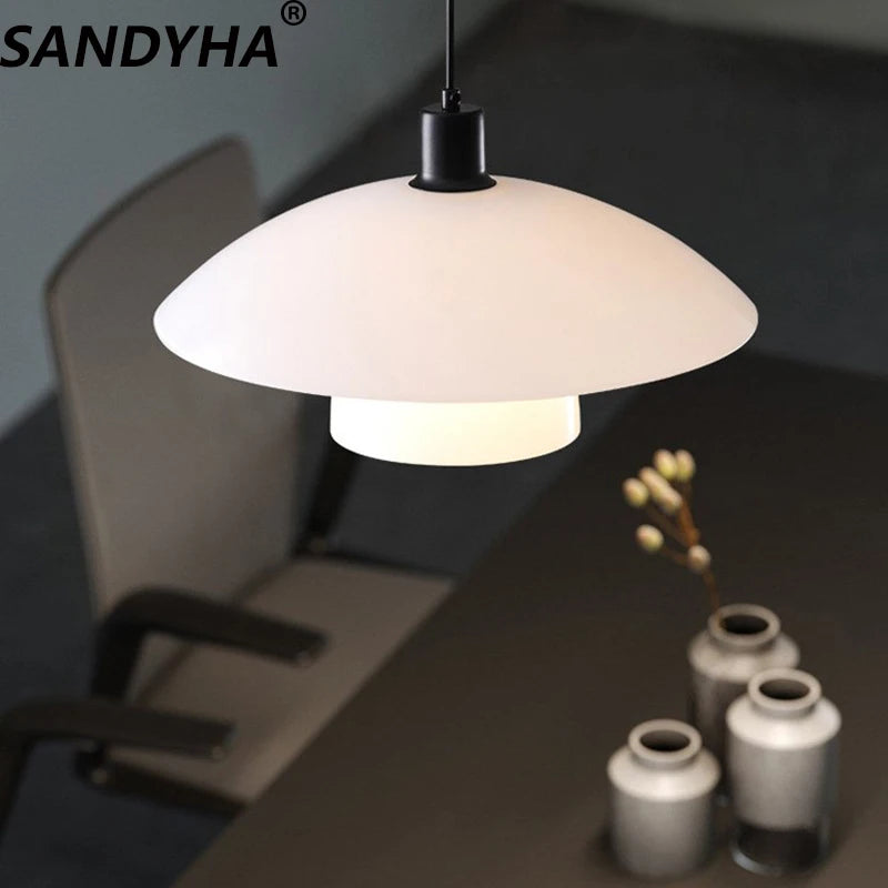 lustre design danois en verre pour un éclairage moderne - vue 5 sur 8