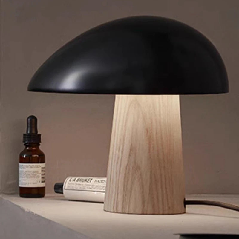 lampe de table champignon en bois design nordique éclairage décoratif