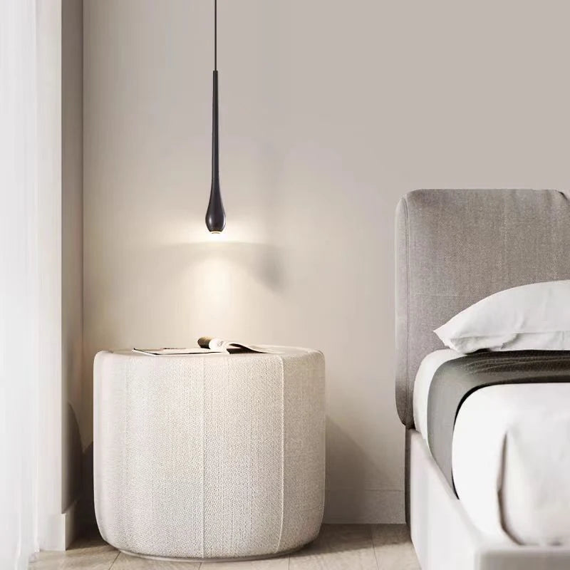 Suspension LED en laiton au design moderne