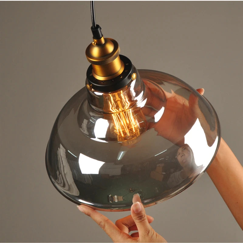 suspension vintage nordique en verre industriel pour bar