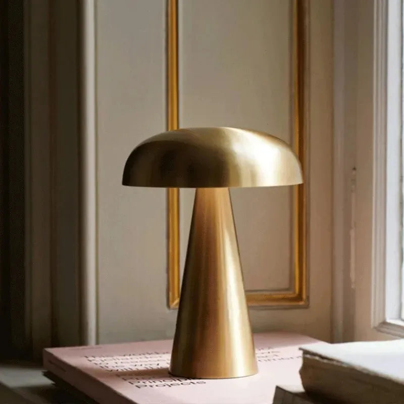 Lampe Table Portable Créative LED Rechargeable - vue 3 sur 8