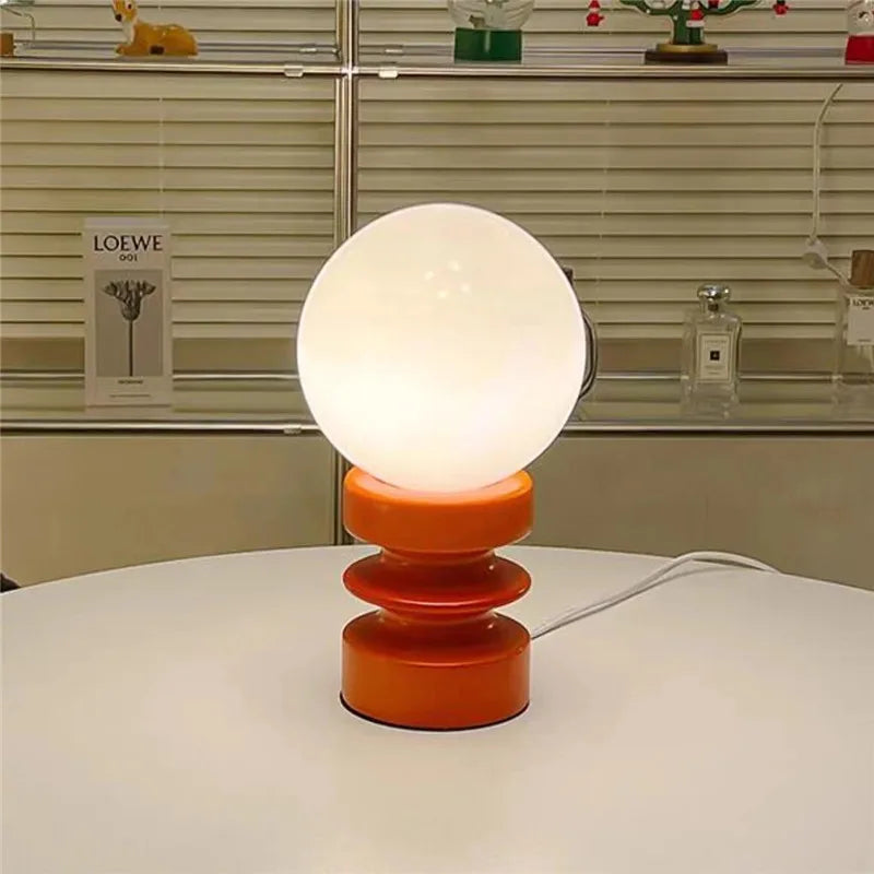 lampe à poser design en verre pour une ambiance chaleureuse - vue 4 sur 10