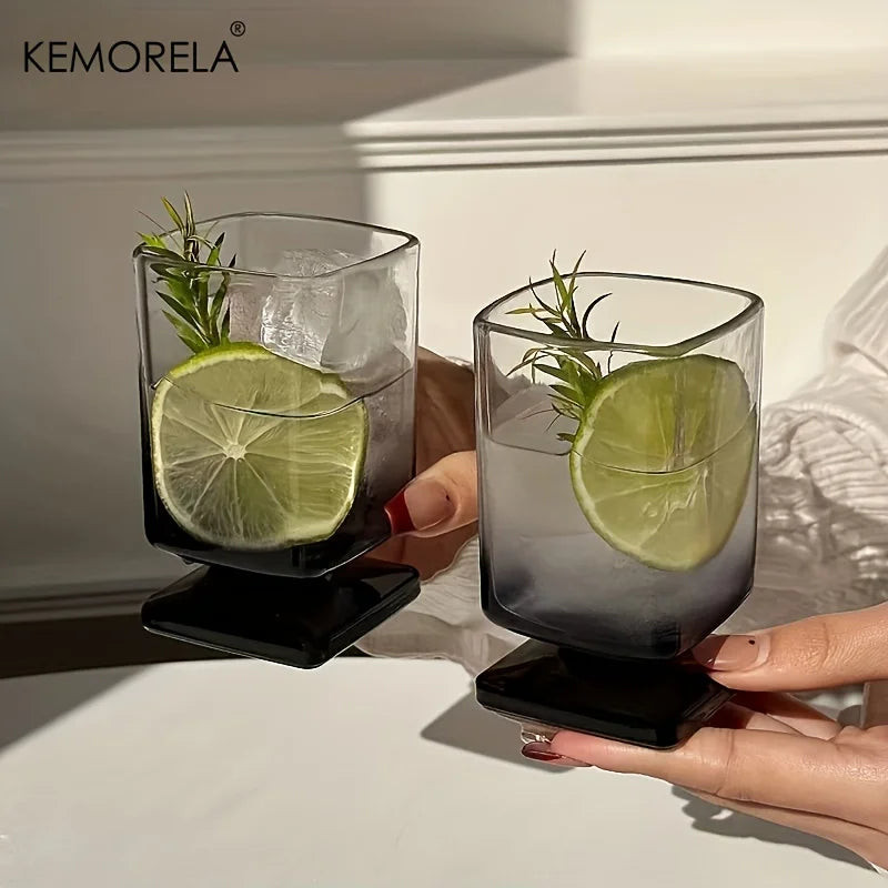 Verre cocktail carré design dégradé pour whisky jus - vue 2 sur 6