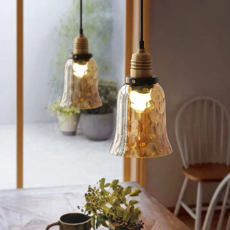 suspension vintage en verre pour décoration intérieure élégante