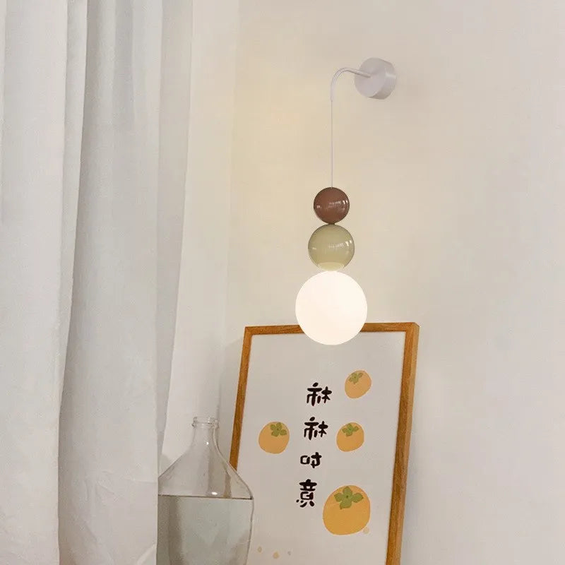 Applique murale LED nordique en résine Macaron - vue 3 sur 16