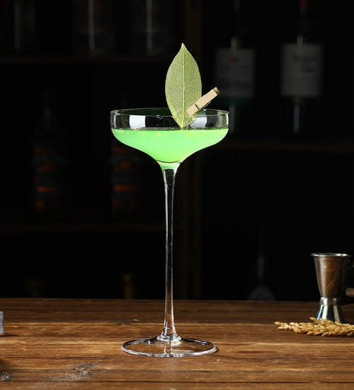 Verres à pied élégants cocktail champagne vin multiusage