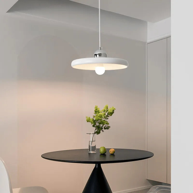 Suspension design arrondi blanc maison - vue 2 sur 10