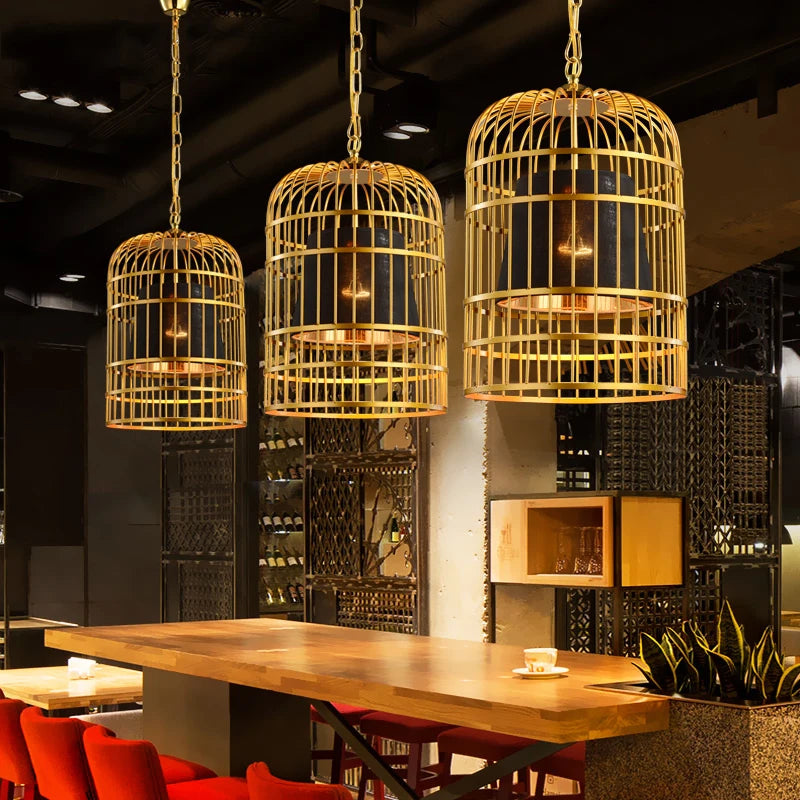 suspension vintage industrielle en fer doré pour bar ou loft