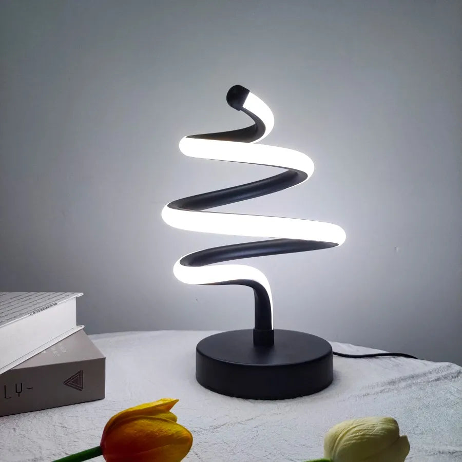 lampe de bureau créative en forme d'arbre de noël décorative usb - vue 4 sur 7