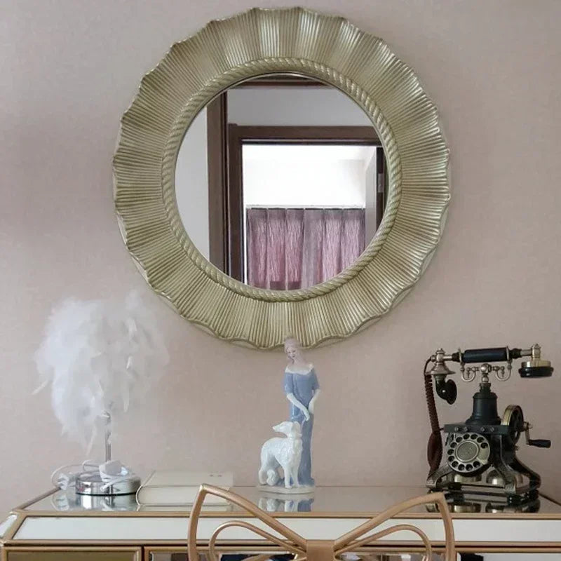 miroirs décoratifs ronds vintage pour une touche nordique élégante