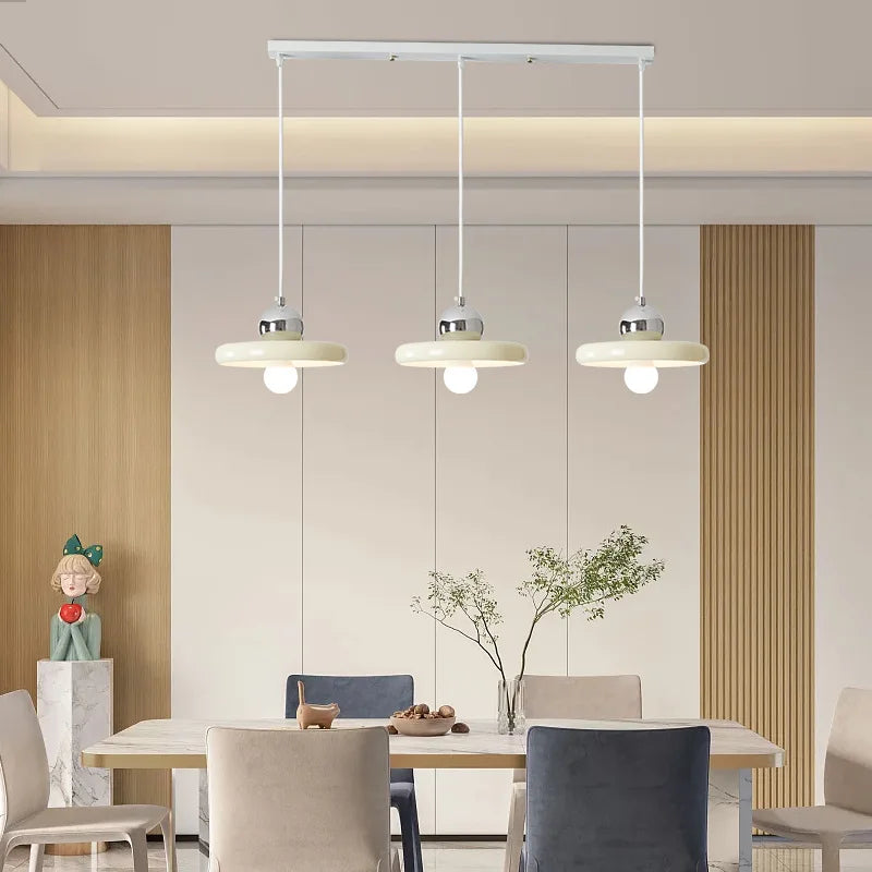 Suspension design arrondi blanc maison - vue 4 sur 10