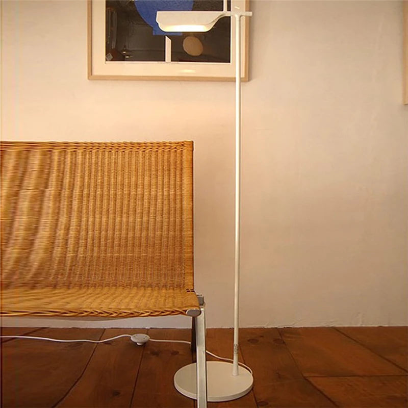 lampadaire minimaliste nordique en métal led rotative